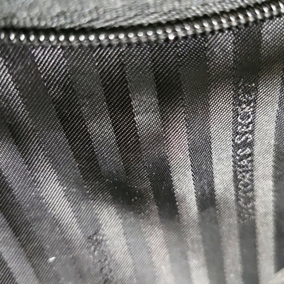 VS black & pink cosmetic bag - Picture 5 of 5